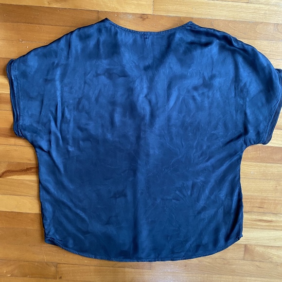 ❌SOLD❌ Young Fabulous & Broke Mari Dolmain Sleeve Top - Picture 3 of 5